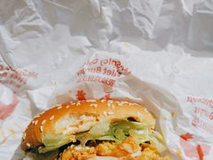 -麦当劳(展览馆店)