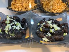 拌茧蛹-江合勇丹东兄弟小串海鲜烧烤(总店)