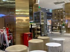 -奈雪的茶(湖滨银泰in77C区PRO店)