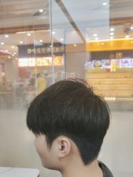 -川和潮人