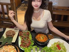 -木槿花韩式炭烤·熟成肉工坊(孙文东路店)