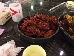 -去吃小龙虾·江湖菜·烧烤(南滨路店)