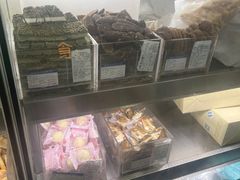 -上海哈尔滨食品厂(汇联商厦店)