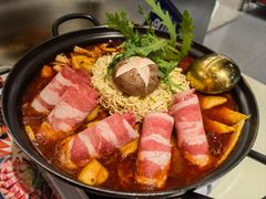 川韩麻辣肥牛部队火锅-崔解放·朝韩大排档(虹悦城店)