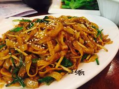 炒牛河-粤色·老广州茶餐厅(河南商会大厦店)