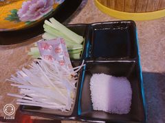-三人行骨头王火锅(长寿店)