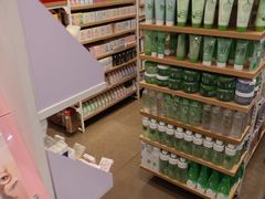 -名创优品(广东东莞东城万达2店)