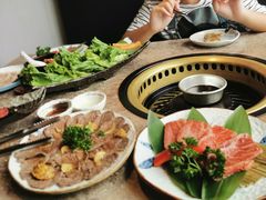-炼火烤肉店