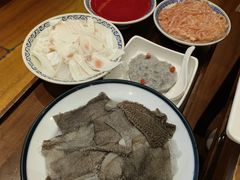 -沸炉重庆老火锅(军事博物馆店)