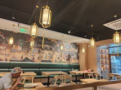 -护国寺小吃店(红莲南路店)