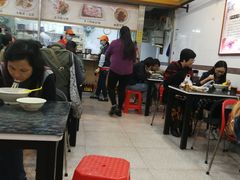 大堂-燊意布拉肠云吞面(中山四路店)