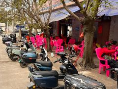 -灵山卢梅燕粉店