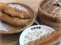 -弄堂咪道-饭香·面香·馄饨香(汇锦广场店)