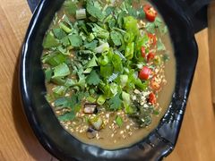 -果松木炭酸菜铜火锅·外婆参鸡汤