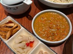 -裕兴记•蟹黄面馆(人民广场店)