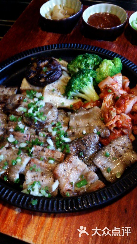 韩式铁板烤五花肉