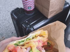 大嘴火腿芝士三明治-星巴克(广州南站A18检票口楼上)