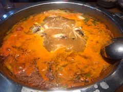 -野山舂·贵州现舂酸汤火锅(鸿通城店)