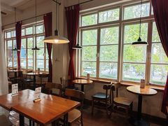 -雕刻时光咖啡馆(交大店)