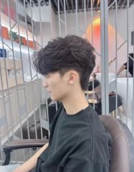 -尤司男士国潮理发馆
