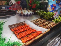 -金马门国际美食百汇(珞喻路店)