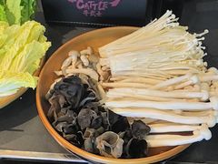 -牛武士寿喜烧·和牛火锅自助(全球首店)