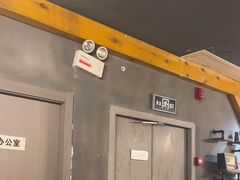 -伯爵·沉浸式超级密室·直营店