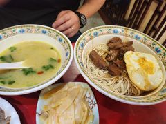-金杨拉面王小吃面馆·牛三宝面·红烧牛肉粉