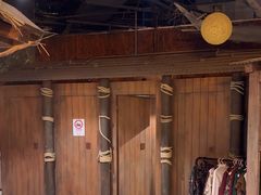 -暴风岛沉浸式体验馆(百联世纪店)