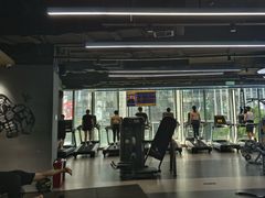 -超鹿运动(五四路恒力城店)