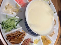 -怪噜范·老贵阳街头名小吃(汇金星力城店)