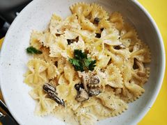 奶油蘑菇蝴蝶意面-璞渼咖啡 ROOF P.M. Café(浦东美术馆店)