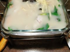 -青叶202都市餐厅(迪诺水镇店)