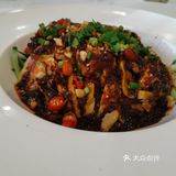 母亲节来吃饭。菜味道都很不错，饺子是招牌