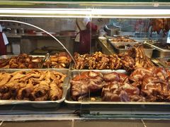 -老鼎万春卤菜(五代传承创始老店)