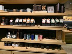 零售区-星巴克臻选(国贸商城首店)