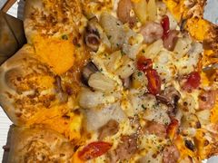 咸蛋黄花轮芝心比萨-必胜客(城西银泰店)