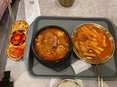-大食代美食广场(上海中心店)