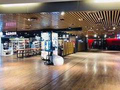 店内环境-郑州新郑综合保税区跨境商品展示交易中心(世航之窗大厦店)