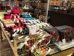 -VENCHI 闻绮(北京国贸商城店)