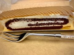 白巧克力瑞士卷-Awfully Chocolate(环球港店)
