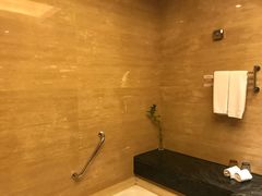 -绍兴鉴湖君澜大酒店