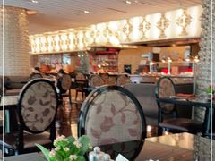 -圣丰索菲特·2 On 988 Café 自助餐厅