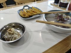 -老新隆牛肉锅贴(新街口店)