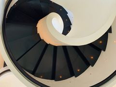 -瑰丽酒店·海吧·天际下午茶·现场DJ·天台酒吧