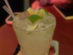 -OX BAR 拉培耶小镇(大连老街店)