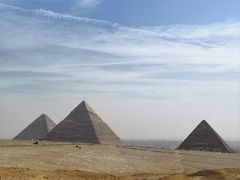 -吉萨金字塔群
