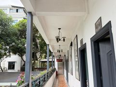 -郑猛记石岐鸽主题餐厅(长江店)