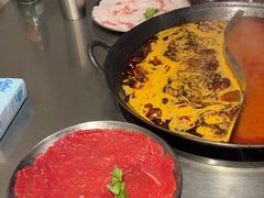 -鹿鸣山草本茶香火锅(园西路店)