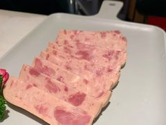 含大肉的特色午餐肉-煲宫猪肚鸡(晶品店)